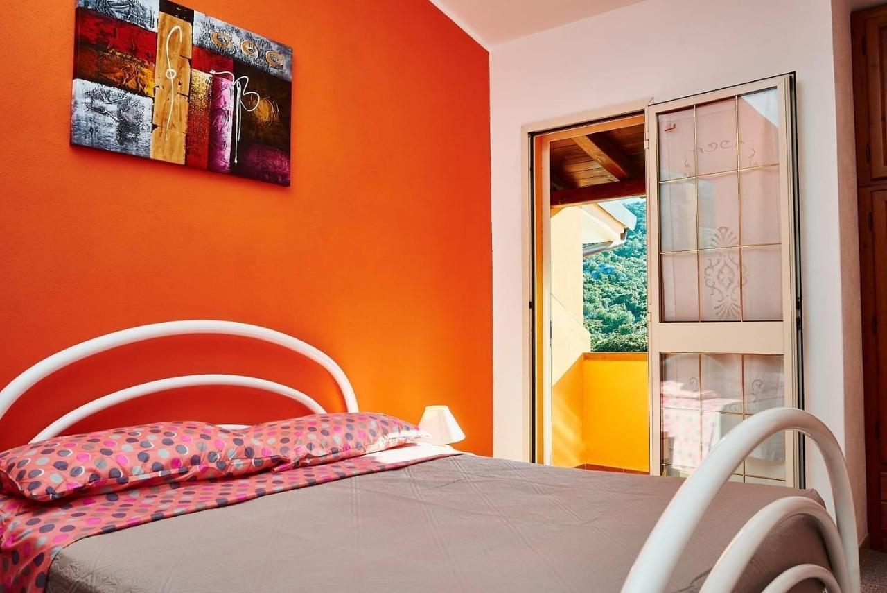 Cala Gonone, Casa I Pini Apartment Exterior foto